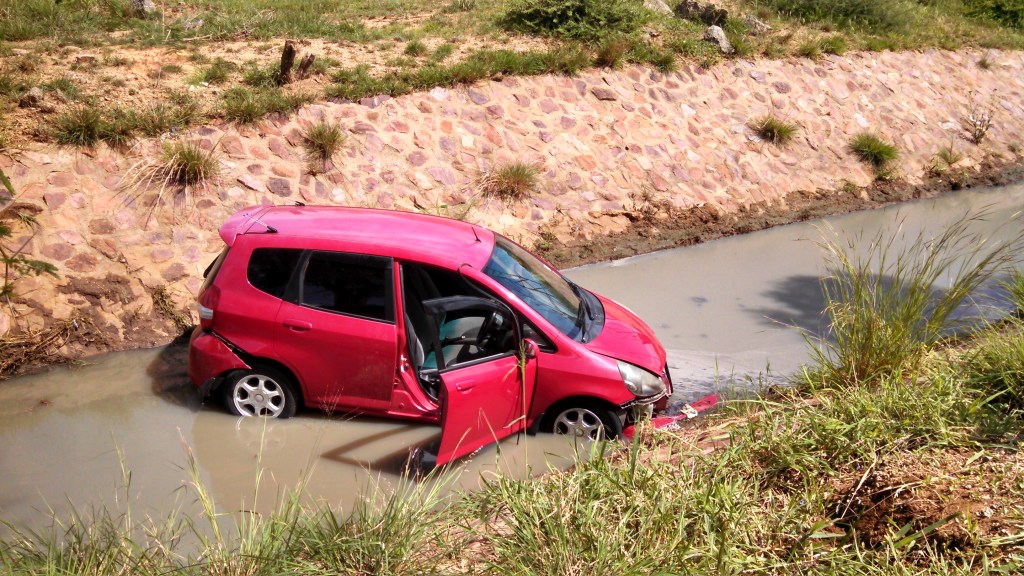 car-in-ditch